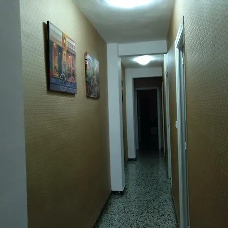 Apartament Marq 17 *