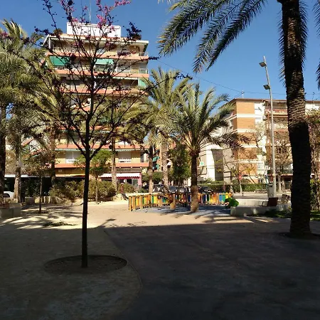 Apartament Marq 17 *